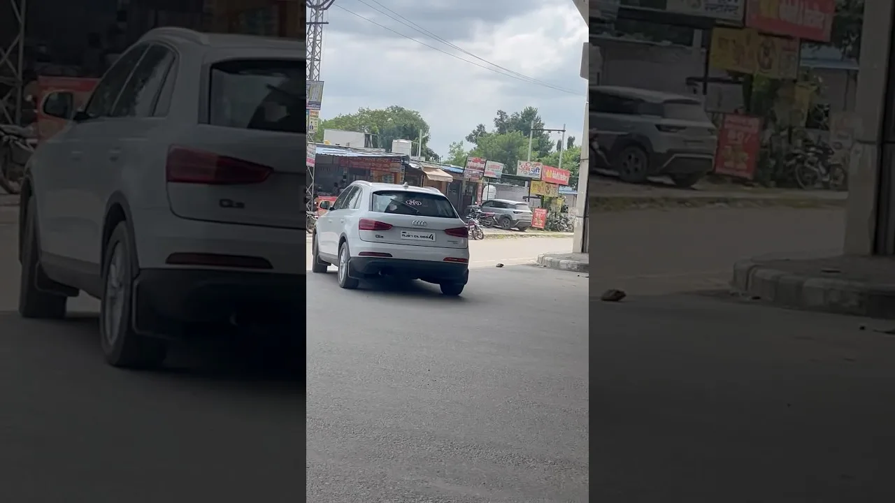 Mahindra Scorpio V/S Audi A1 #automobile #audi #mahindra #scorpio #youtubeshorts
