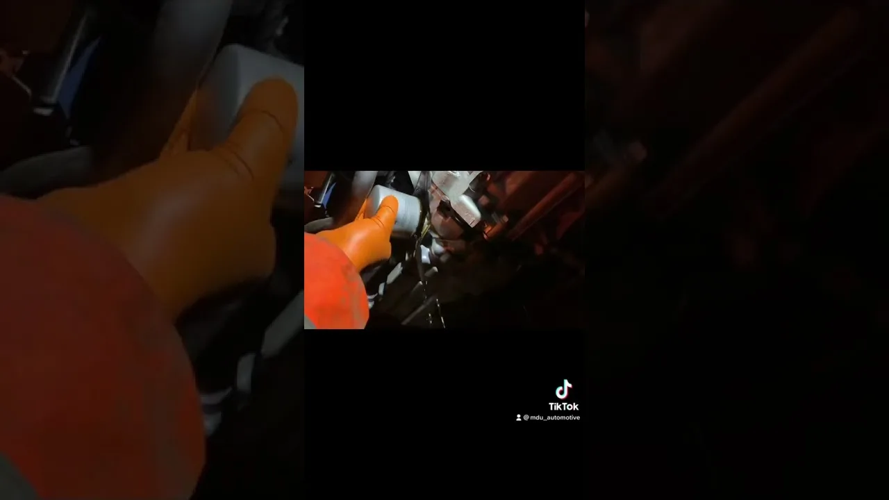 Audi A1 oil change service #automobile #mechanic #mobilemechanic #mduautomotive